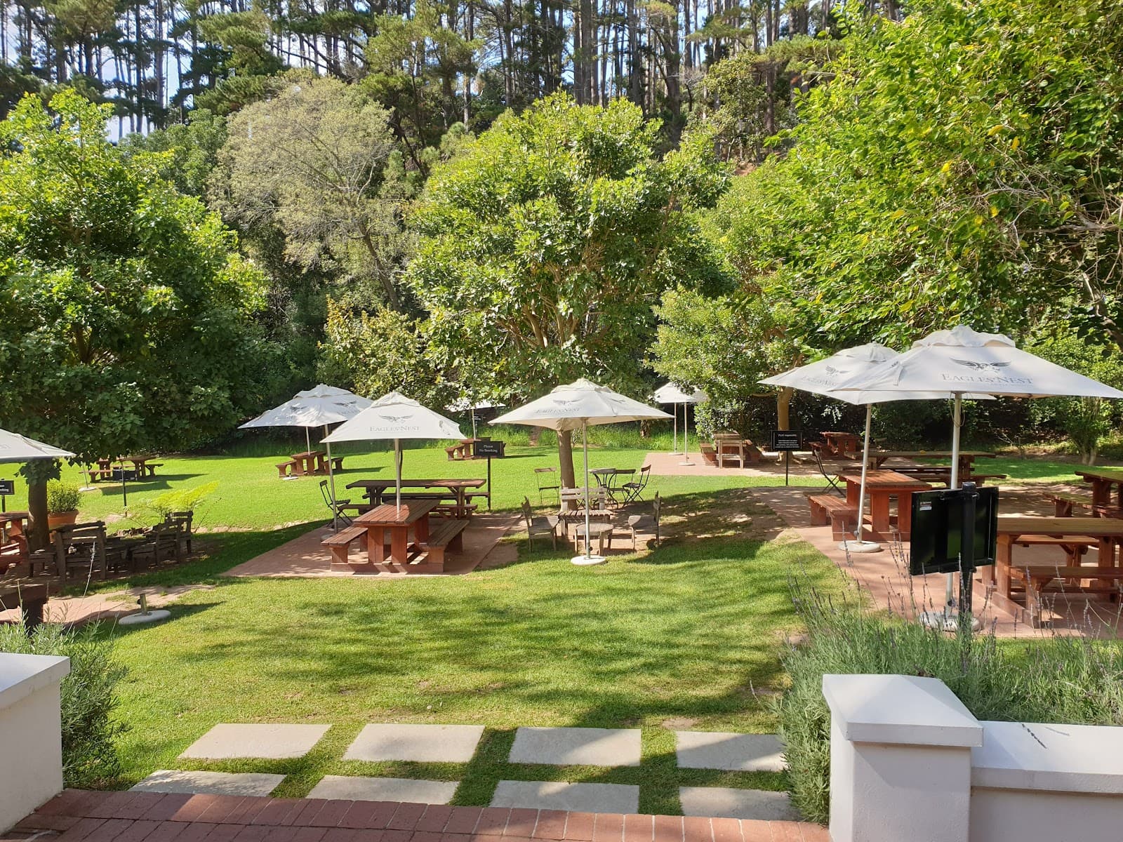 Eagles' Nest Wines